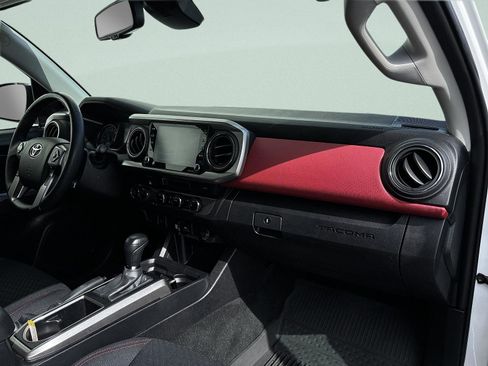 Used 2023 Toyota Tacoma SR5 w/ Black Out Package (TMS) image 35