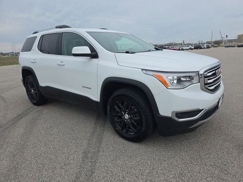 Used 2018 GMC Acadia SLT image 15