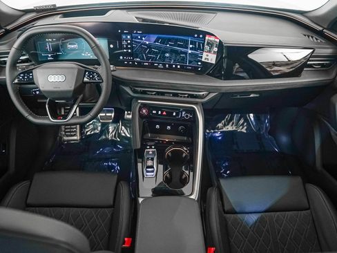 New 2025 Audi SQ5 Premium Plus image 12