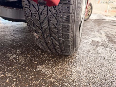 Used 2017 Toyota Prius Two w/ Prius Two Safety Plus Package image 39