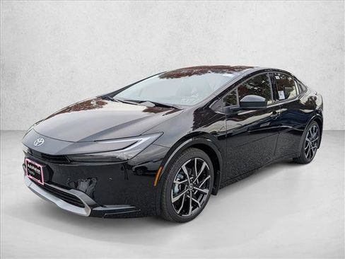 New 2026 Toyota Prius Plug-In Hybrid image 4