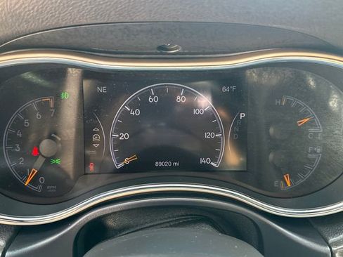 Used 2017 Jeep Grand Cherokee Limited AWD/4WD image 29