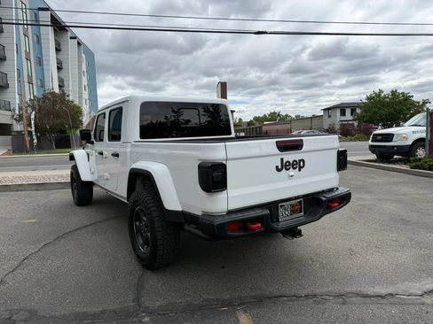 Used 2022 Jeep Gladiator Rubicon w/ Cold Weather Group AWD/4WD image 7