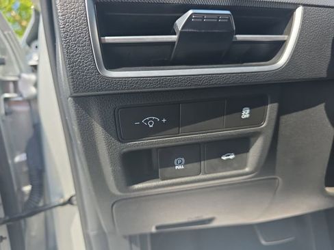 Used 2025 Hyundai Sonata SEL FWD image 25