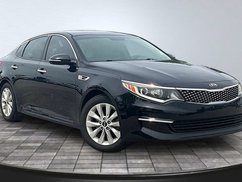 Used 2018 Kia Optima EX FWD image 3