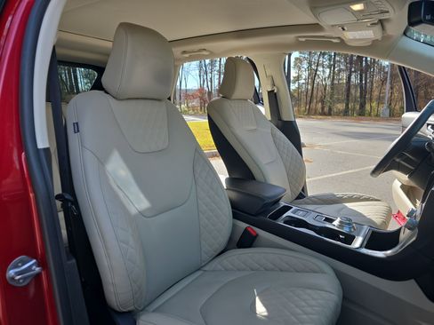 Used 2023 Ford Edge Titanium w/ Equipment Group 301A image 10