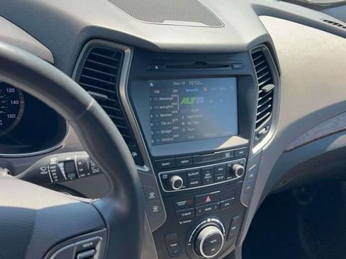 Used 2018 Hyundai Santa Fe Sport w/ 2.0T Ultimate Tech Package 05 AWD/4WD image 22