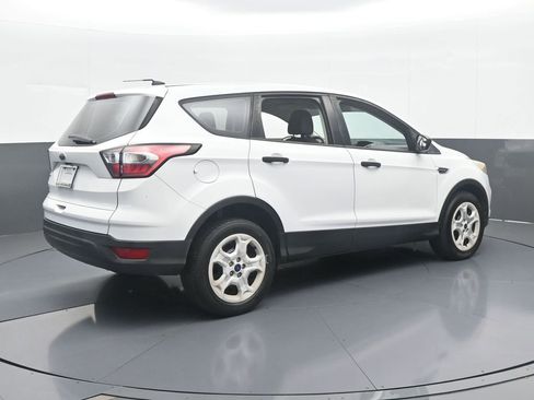 Used 2017 Ford Escape S image 6