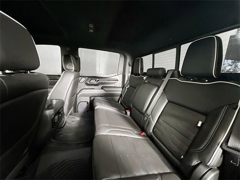 Used 2023 GMC Sierra 1500 AT4X w/ AT4X AEV Edition image 23
