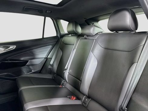 Certified 2023 Volkswagen ID.4 Pro S AWD/4WD image 27