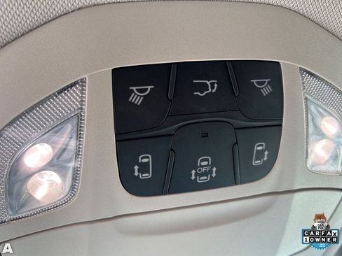 Certified 2024 Chrysler Pacifica Touring-L FWD image 27