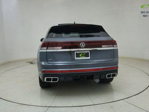 Used 2026 Volkswagen Atlas Cross Sport SEL Premium R-Line AWD/4WD image 74