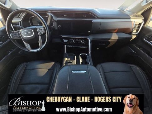 Used 2024 GMC Sierra 2500 Denali w/ Denali Reserve Package AWD/4WD image 3