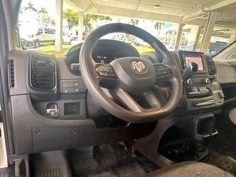 Used 2023 RAM ProMaster 2500 w/ Convenience Group image 23