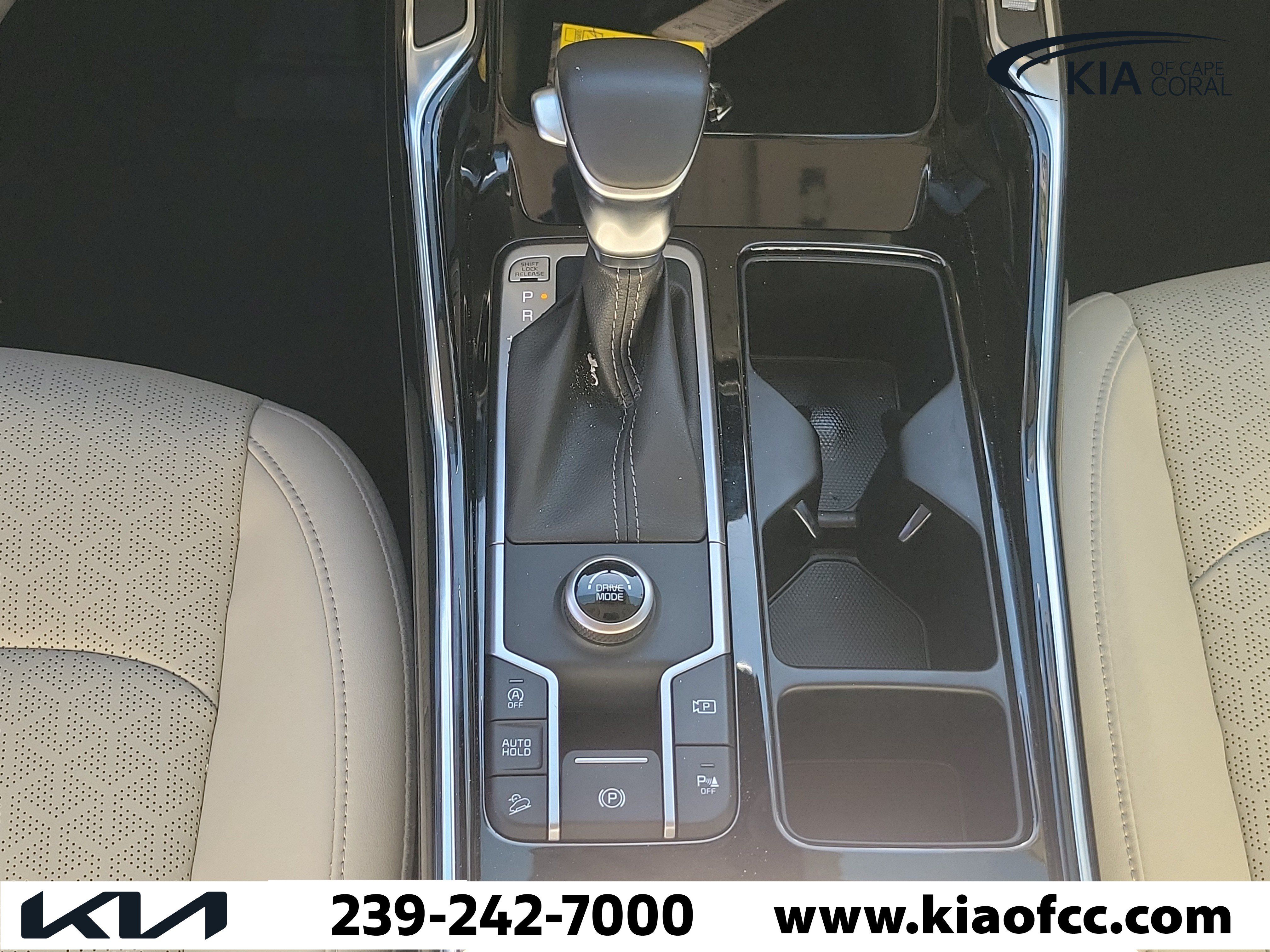 Certified 2023 Kia Sorento SX FWD image 22