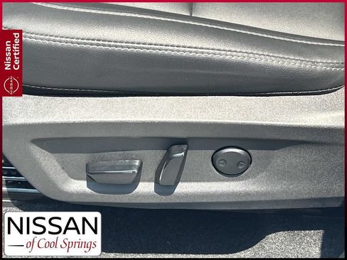 Certified 2025 Nissan Murano SV AWD/4WD image 17
