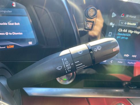 Used 2024 Chevrolet Corvette Stingray Premium Cpe w/ Z51 Performance Package image 22