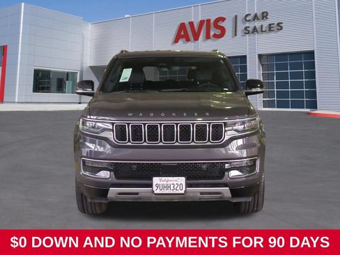 Used 2025 Jeep Wagoneer L Series II AWD/4WD image 2