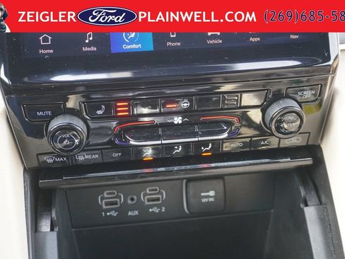 Used 2024 Jeep Grand Cherokee Limited AWD/4WD image 24