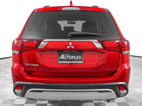 Used 2020 Mitsubishi Outlander ES FWD image 5