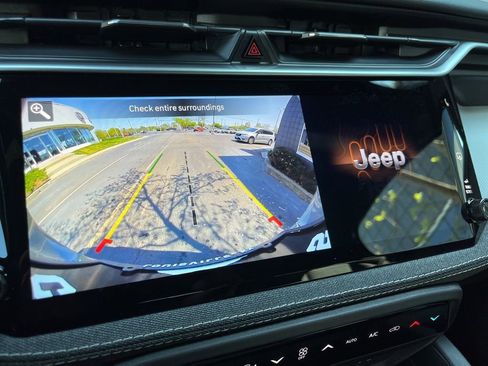New 2026 Jeep Cherokee Laredo AWD/4WD image 4