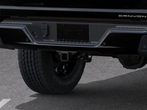 New 2026 GMC Canyon Denali image 16