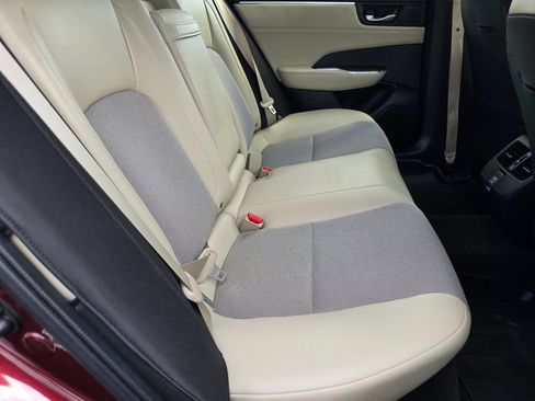 Certified 2018 Honda Clarity Plug-In Hybrid image 14