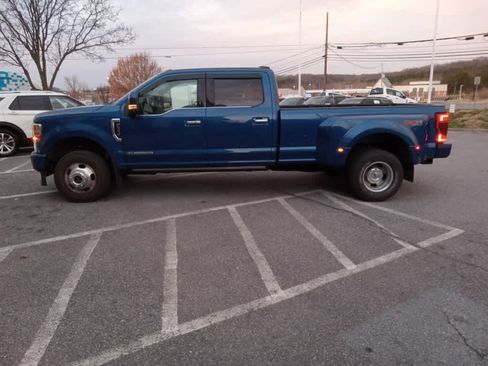 Used 2022 Ford F350 Limited image 4