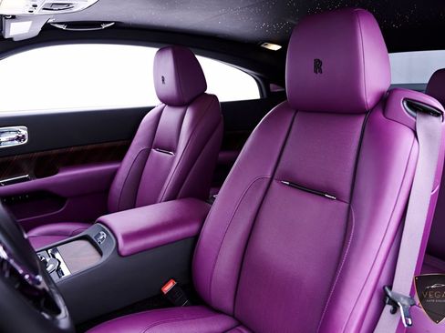 Used 2017 Rolls-Royce Wraith RWD image 58