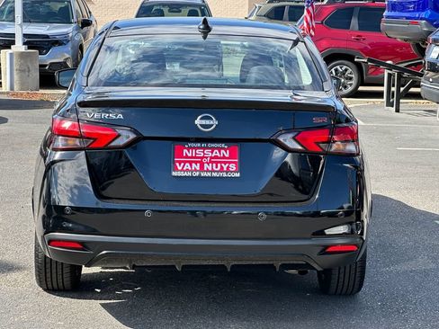 Used 2024 Nissan Versa SR FWD image 6