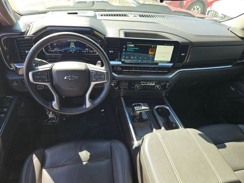 Used 2024 Chevrolet Silverado 1500 LT Trail Boss w/ Convenience Package II image 23