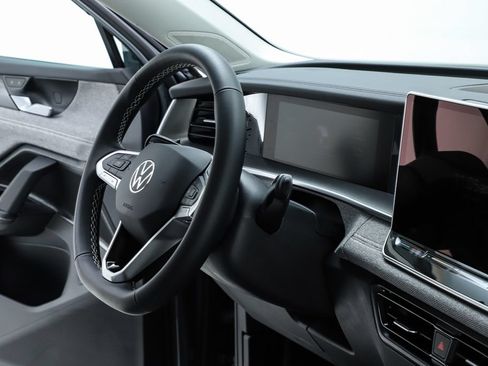 New 2026 Volkswagen Tiguan S FWD image 71