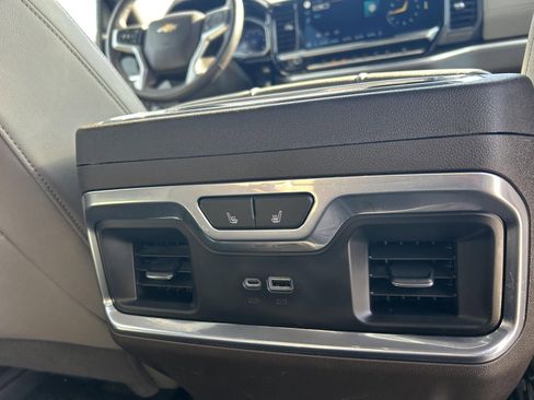 Used 2022 Chevrolet Silverado 1500 LTZ w/ LTZ Convenience Package II image 15