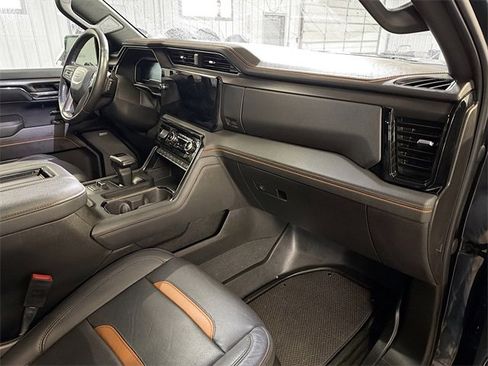 Used 2022 GMC Sierra 1500 AT4 w/ AT4 Premium Package image 12
