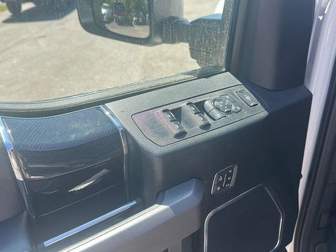Used 2021 Ford F250 Platinum image 16