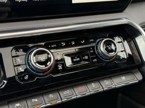 Used 2024 GMC Sierra 1500 Denali image 26