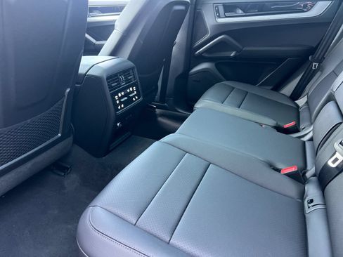 Certified 2026 Porsche Cayenne S AWD/4WD image 13