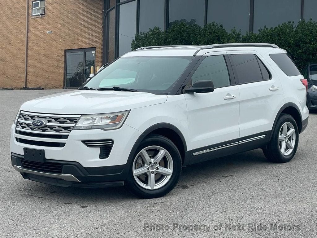 Used 2018 Ford Explorer XLT FWD image 40