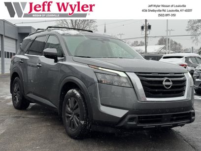 Used 2025 Nissan Pathfinder SV w/ SV Premium Package