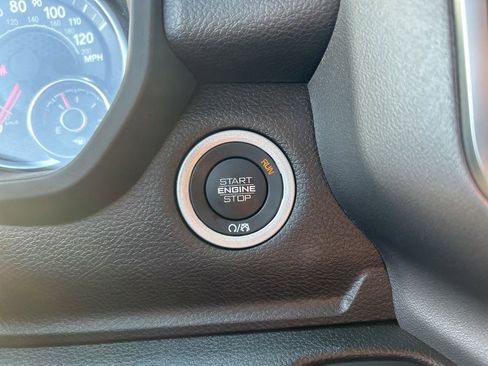 Used 2025 RAM 1500 Big Horn image 42