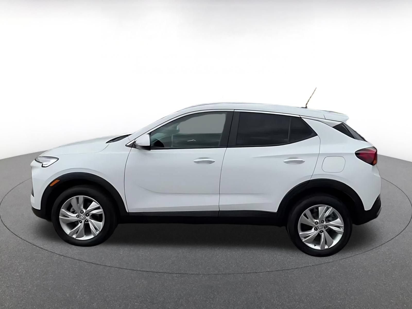 Used 2026 Buick Encore GX Preferred AWD/4WD image 8