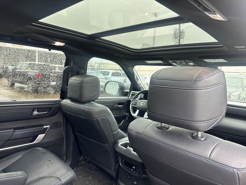 Used 2024 Toyota Sequoia Platinum AWD/4WD image 13
