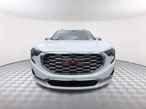 Used 2018 GMC Terrain Denali w/ Comfort Package image 2
