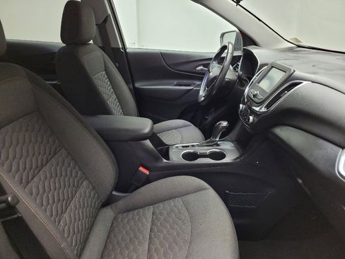 Used 2018 Chevrolet Equinox LT image 21