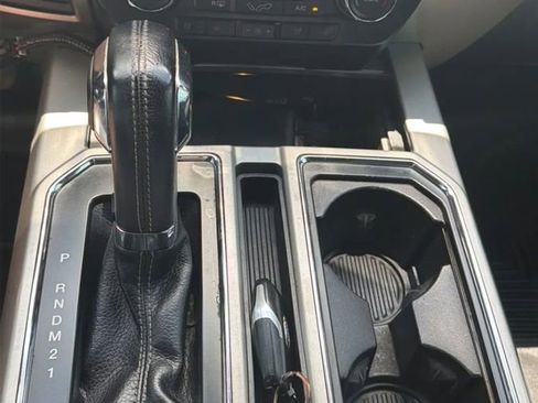 Used 2015 Ford F150 Lariat AWD/4WD image 18