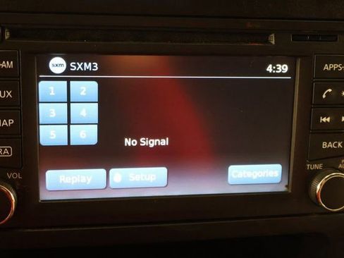 Used 2017 Nissan NV 3500 SL image 21