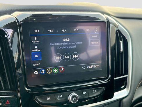 Used 2021 Chevrolet Traverse LT FWD image 14