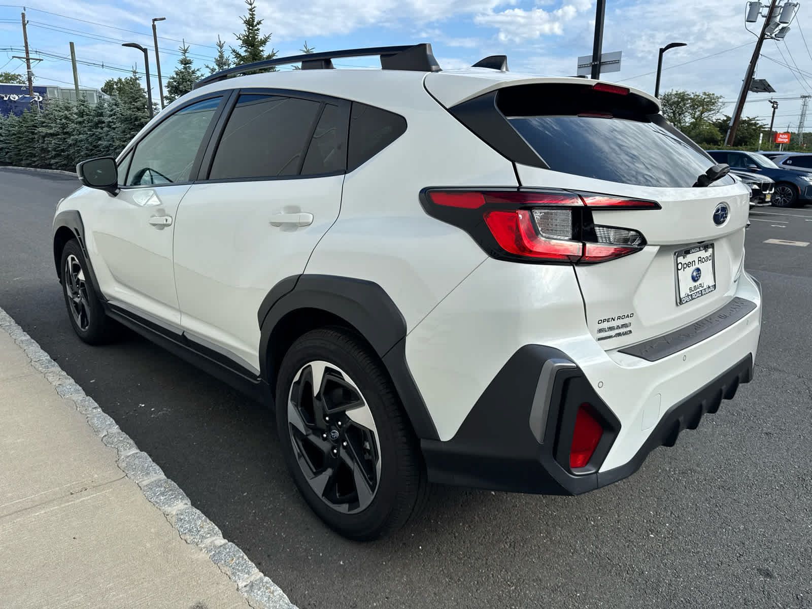 Used 2024 Subaru Crosstrek 2.5i Limited AWD/4WD image 28