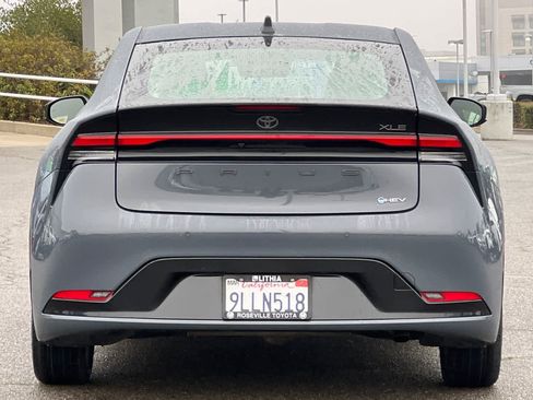 Certified 2024 Toyota Prius XLE image 8