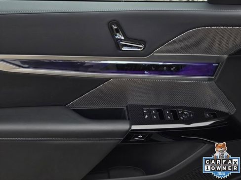 Used 2025 BMW 740i RWD image 18